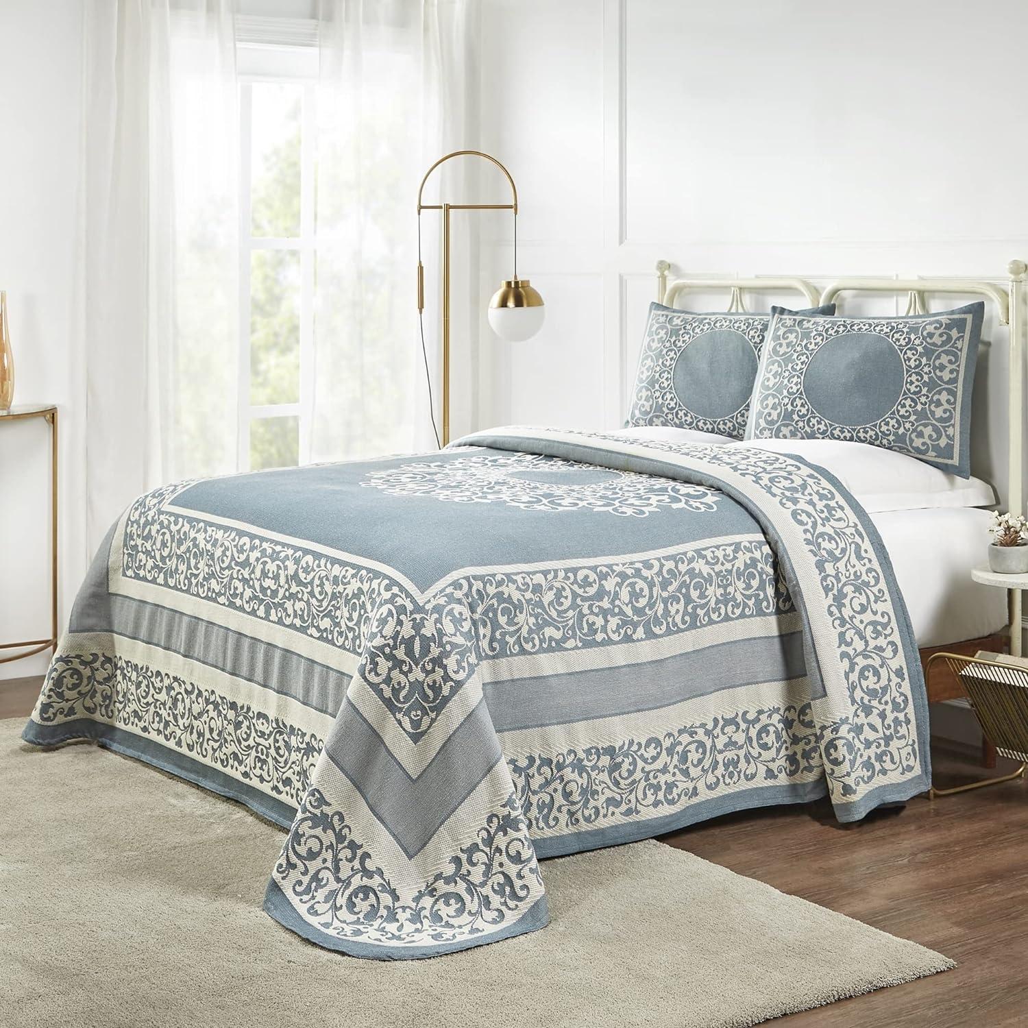 Fifer Lightweight Cotton Blend Oversized Jacquard Farmhouse Mandala Bedspread Set