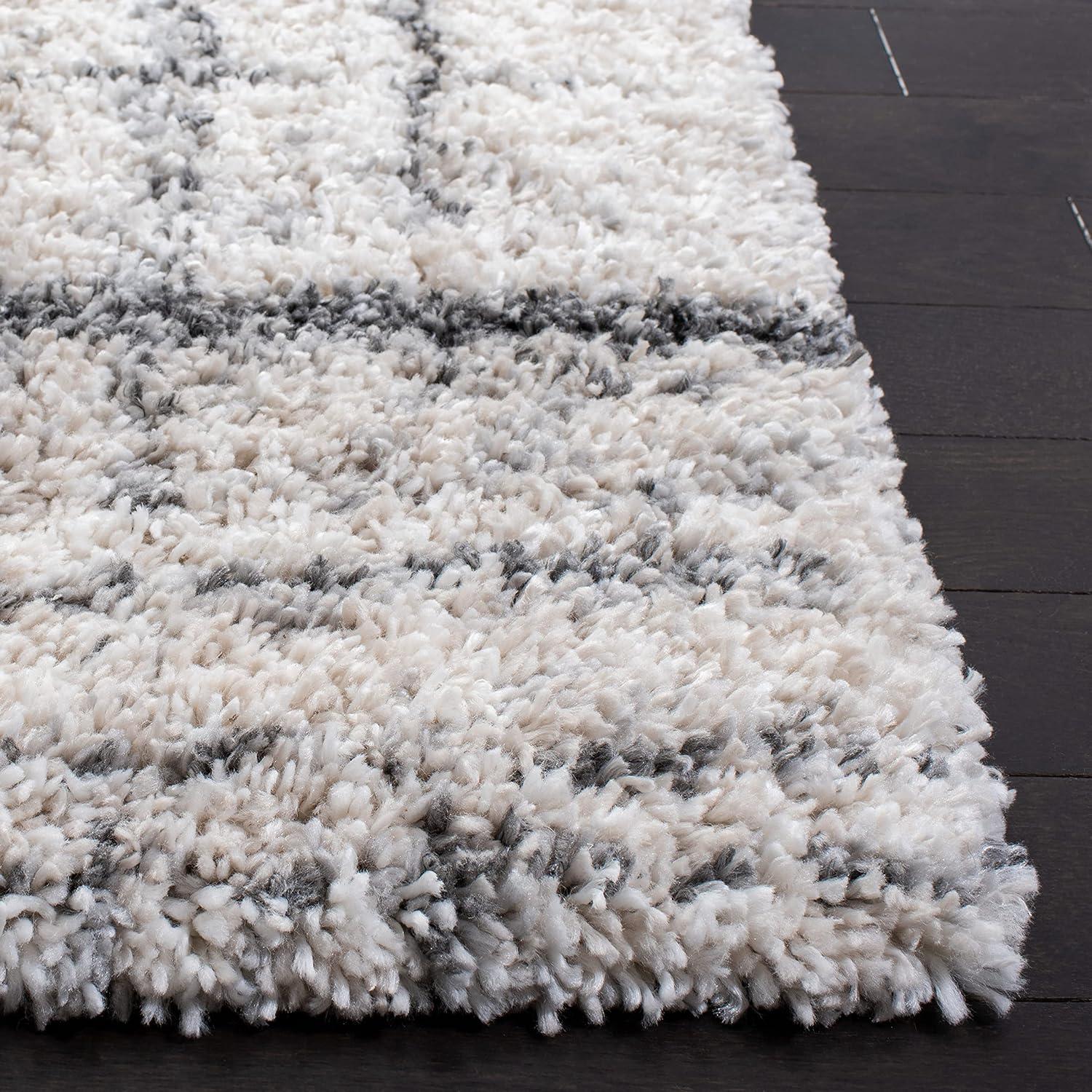 Fontana Shag 800 FNT855 Power Loomed Indoor Area Rug - Ivory/Grey - 5'3"x5'3" - Safavieh
