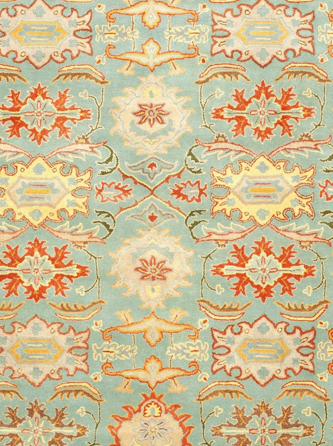 SAFAVIEH Heritage Giles Traditional Wool Area Rug, Light Blue/Ivory, 6' x 9'
