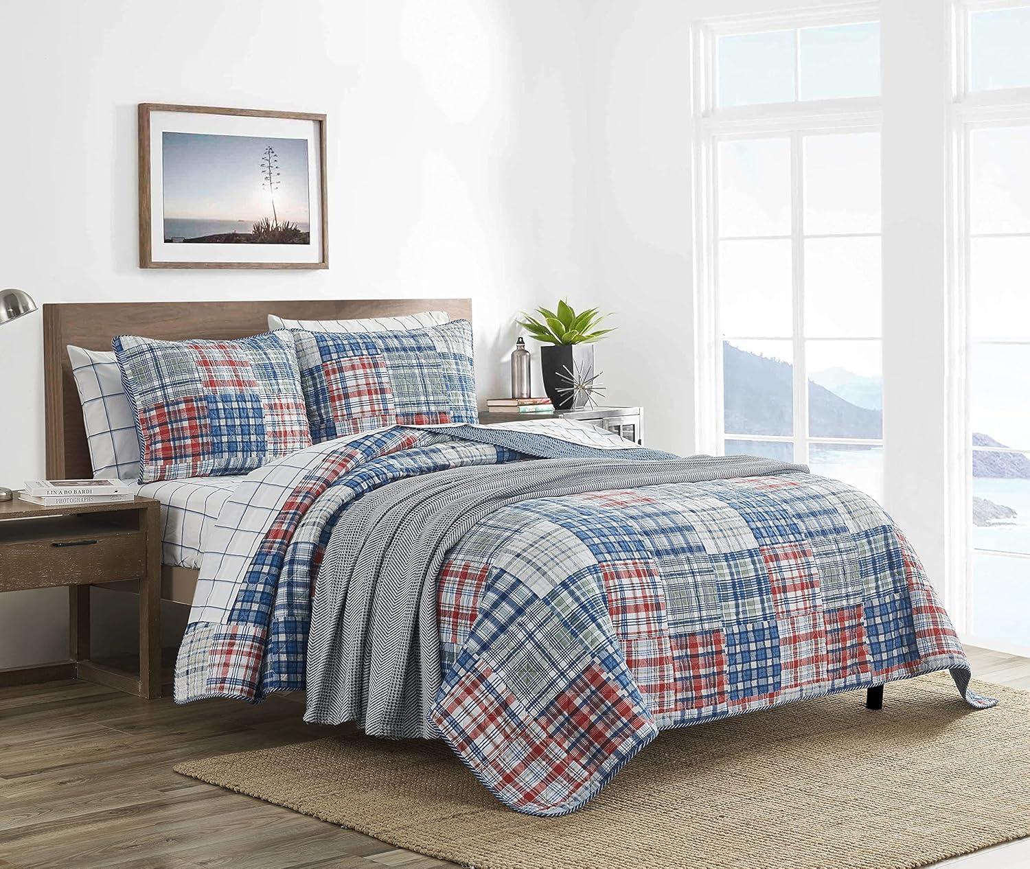 Blue Mirage Cotton Twin Reversible Quilt Set