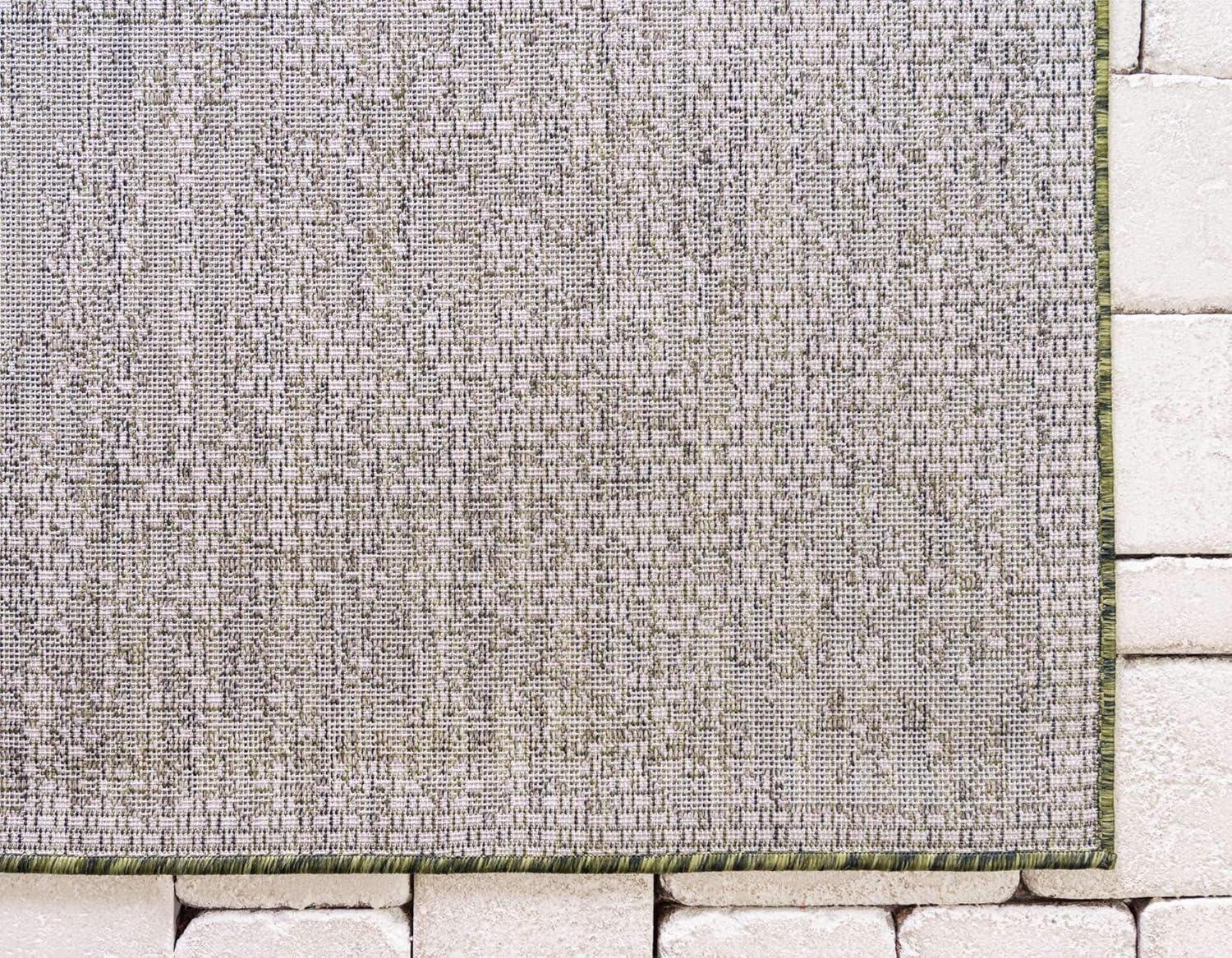 Unique Loom 6' 0 x 9' 0 Rectangle Indoor/Outdoor Traditional Green Area Rug