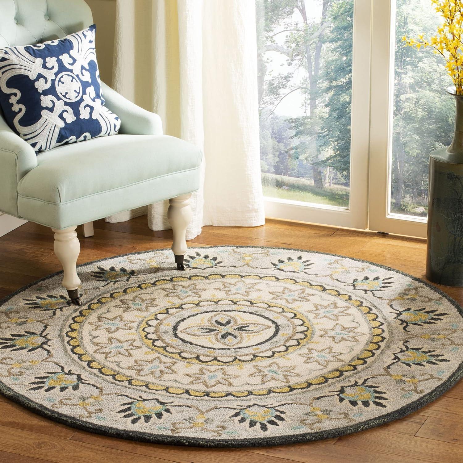 Novelty NOV606 Hand Tufted Area Rug - Ivory/Grey - 5' round - Safavieh.