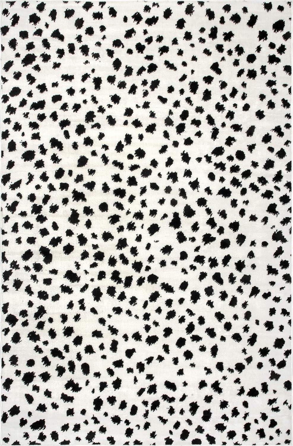 Easy-Care Beige Synthetic 5'x8' Leopard Print Area Rug