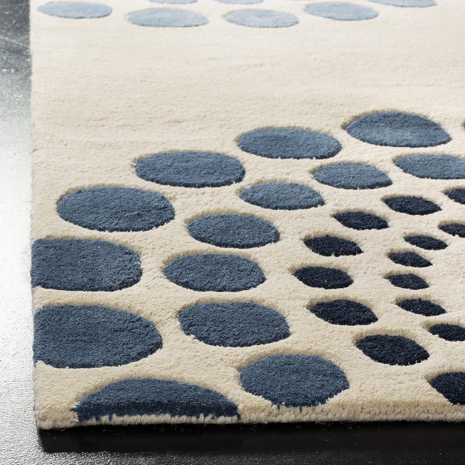 Soho SOH788 Hand Tufted Area Rug  - Safavieh