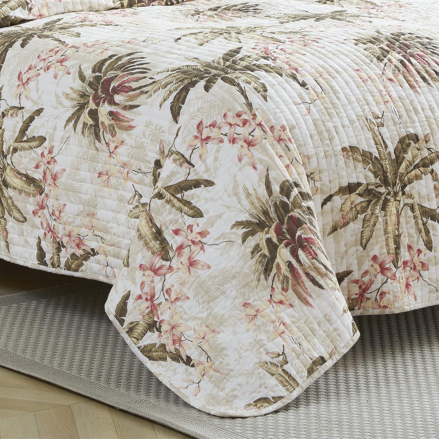 Tommy Bahama Bonny Cove Cotton Reversible Beige Quilt Set