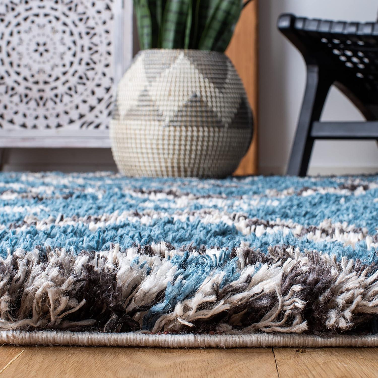 SAFAVIEH Morocco Collection Accent Rug - 4' x 6', Blue & Grey, Moroccan Boho Tribal Design, Non-Shedding & Easy Care, Ideal for High Traffic Areas in Entryway, Living Room, Bedroom (MRC987M)