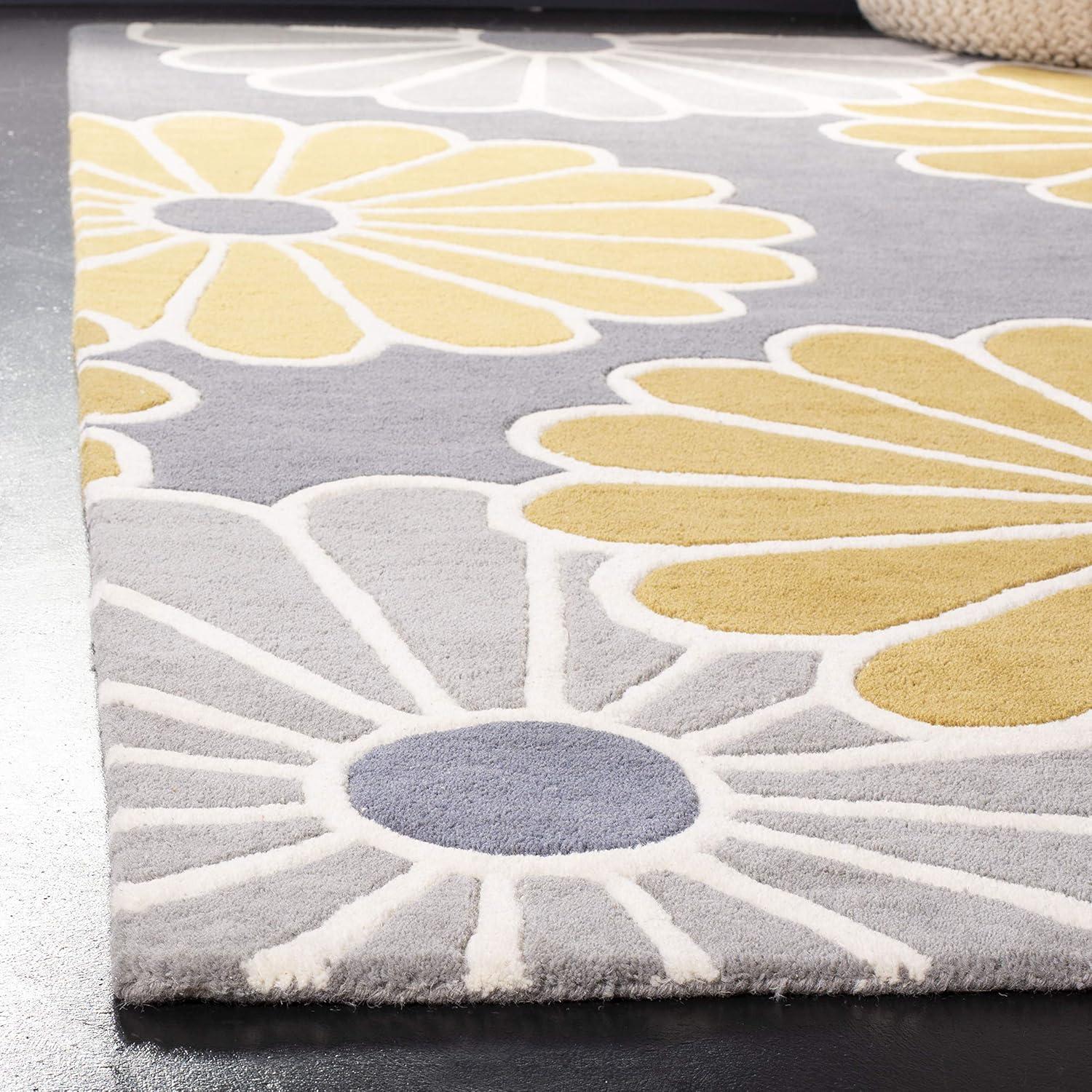 SAFAVIEH Soho Deven Floral Wool Area Rug, Grey/Yellow, 7'6" x 9'6"