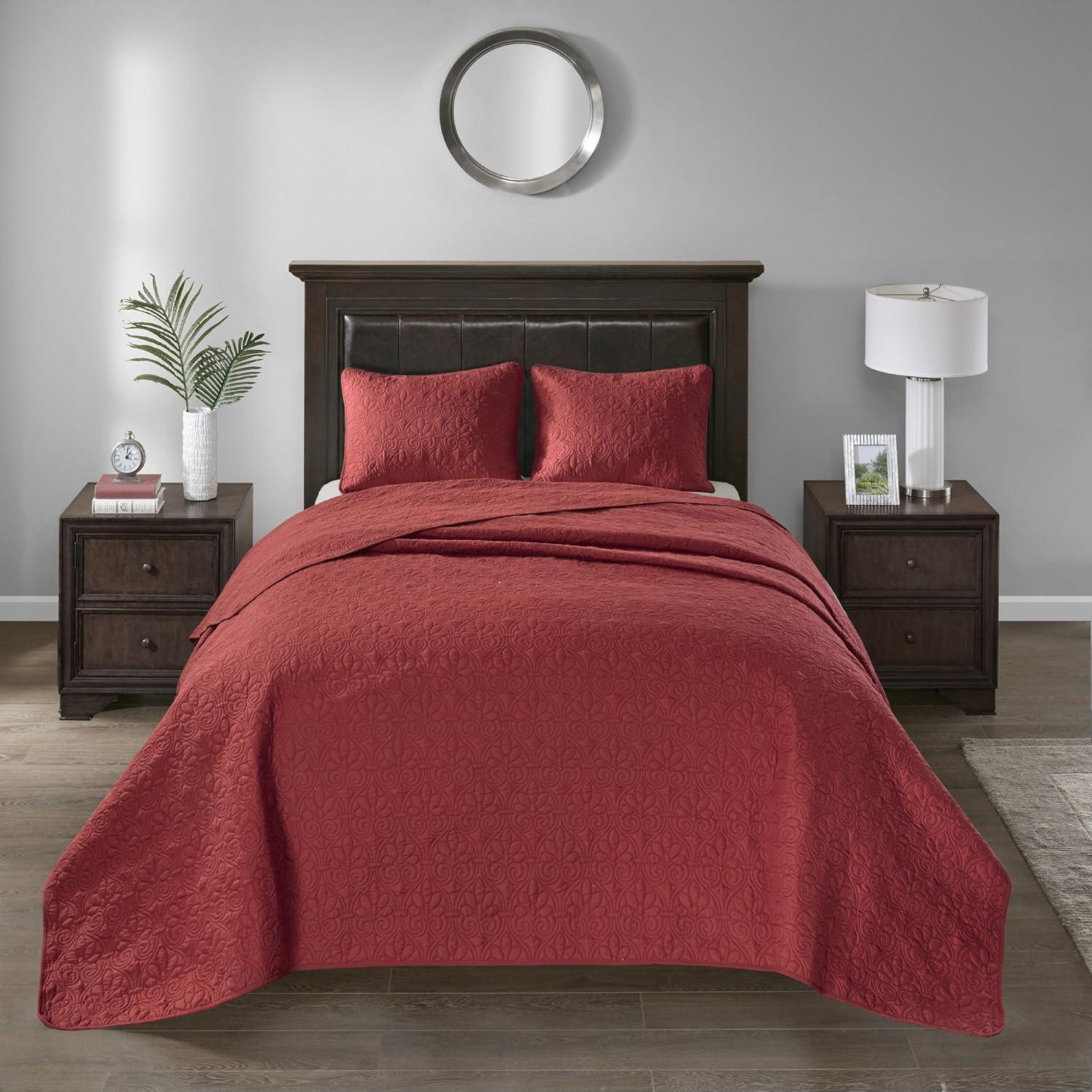 Quebec Reversible Coverlet Set