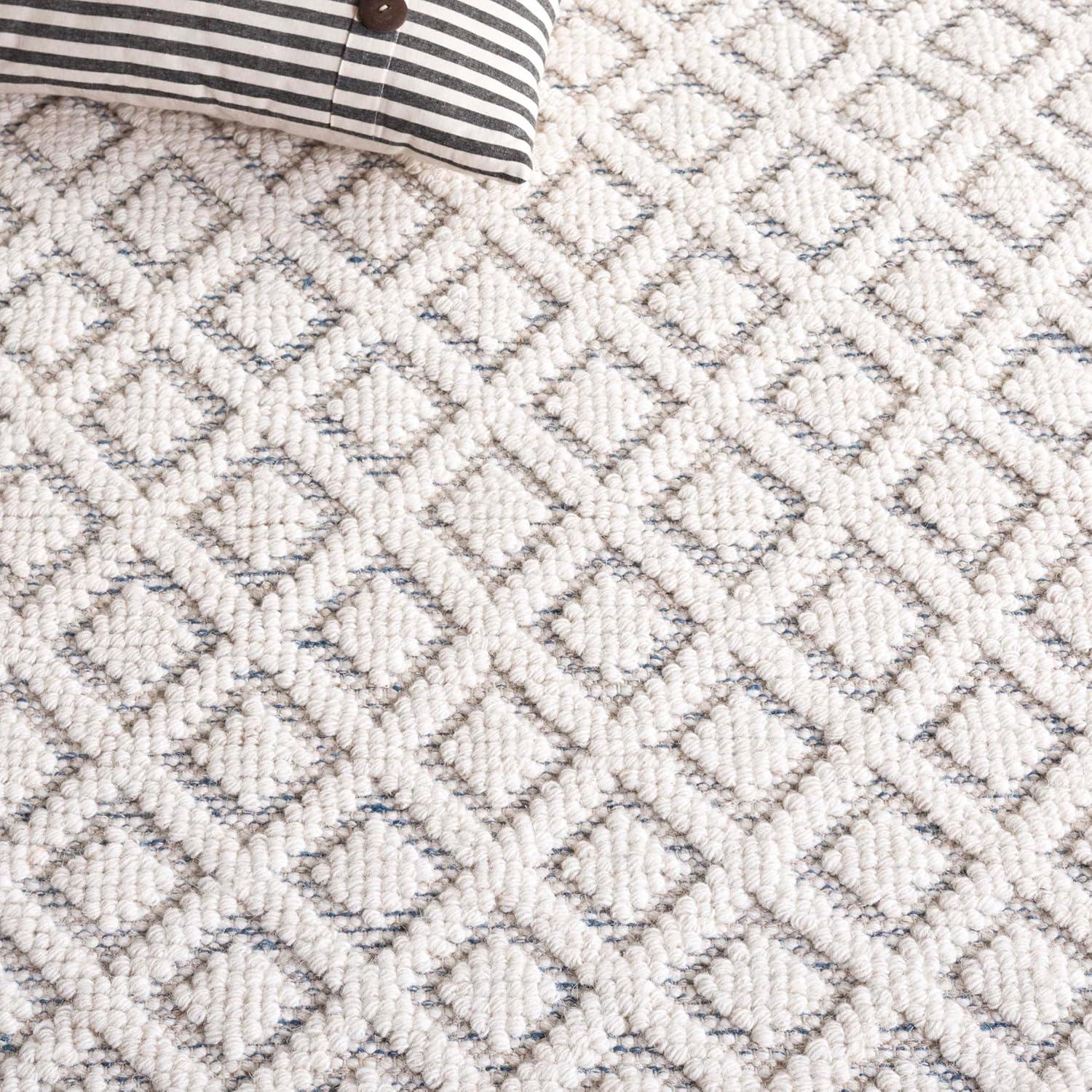 Vermont VRM304 Hand Woven Indoor Area Rug - Ivory/Light Blue - 4'x6' - Safavieh