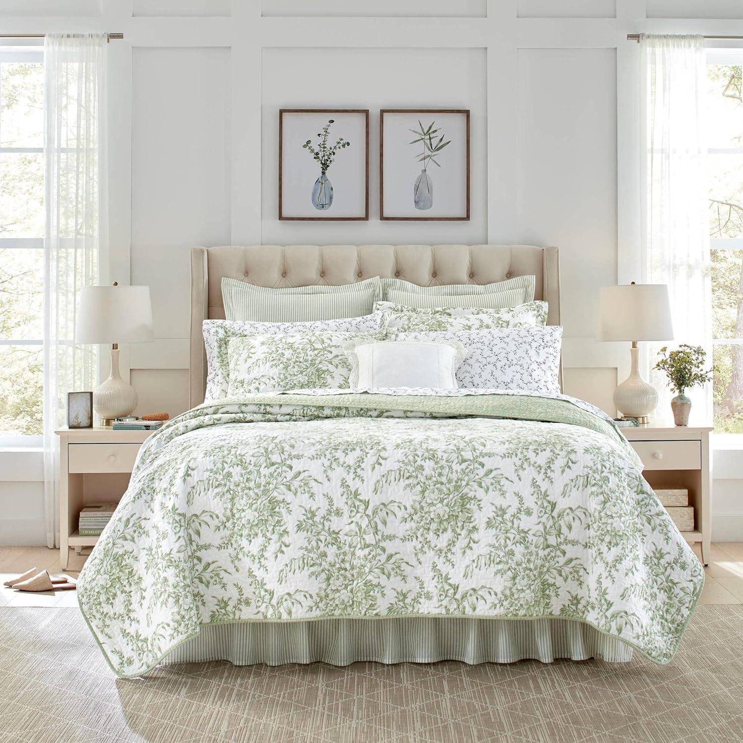 Laura Ashley Bedford Cotton Reversible Quilt Set