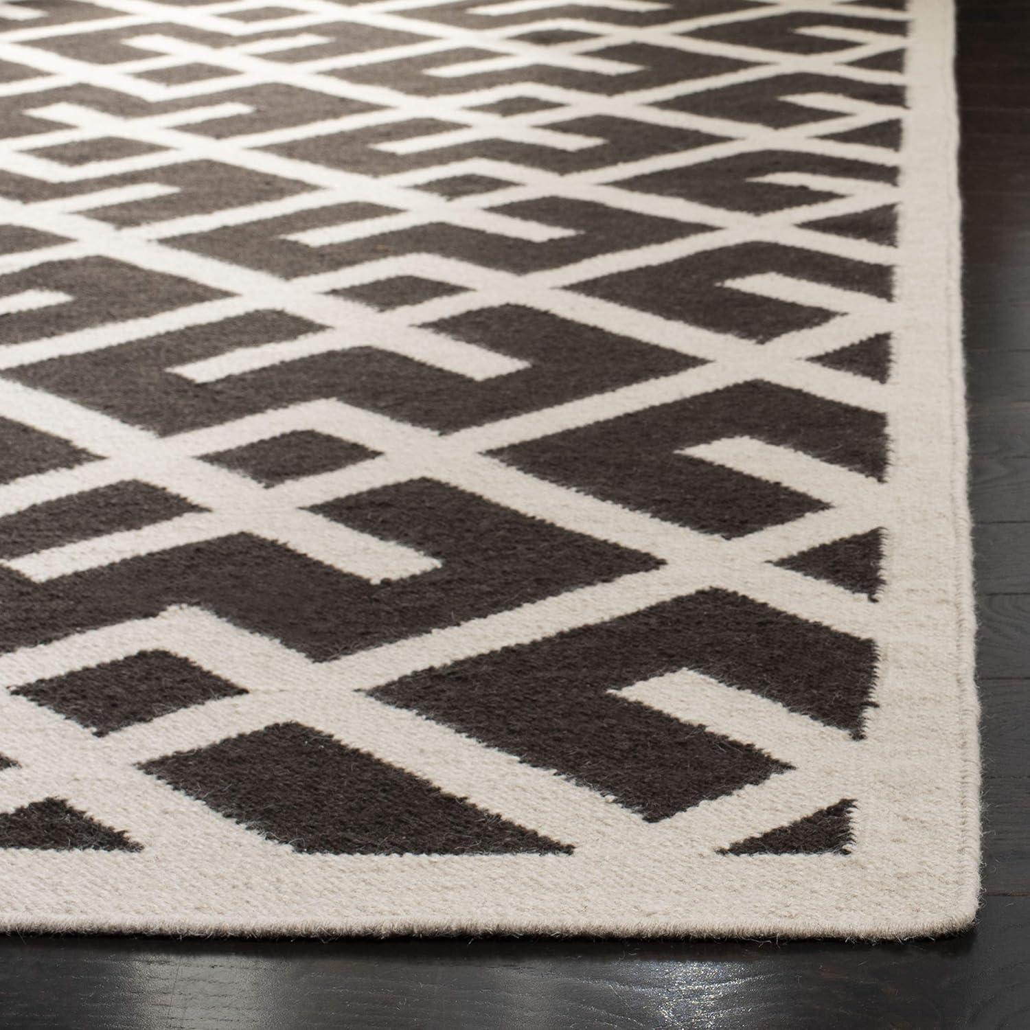 Handmade Geometric Black/Ivory Wool Area Rug 8' x 10'