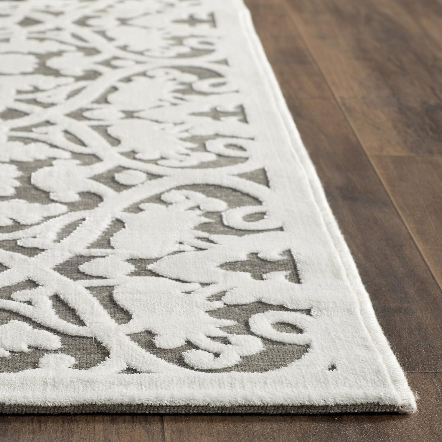 SAFAVIEH Paradise Salah Damask Area Rug, Ivory/Dark Grey, 5' x 7'5"