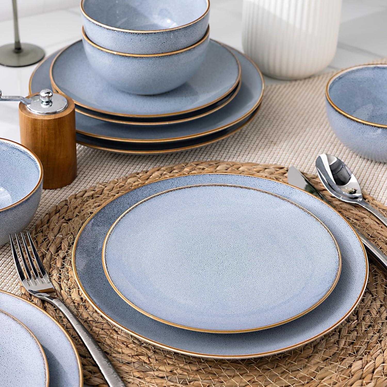 Brunnera Blue and White Porcelain Dinnerware Set for 4