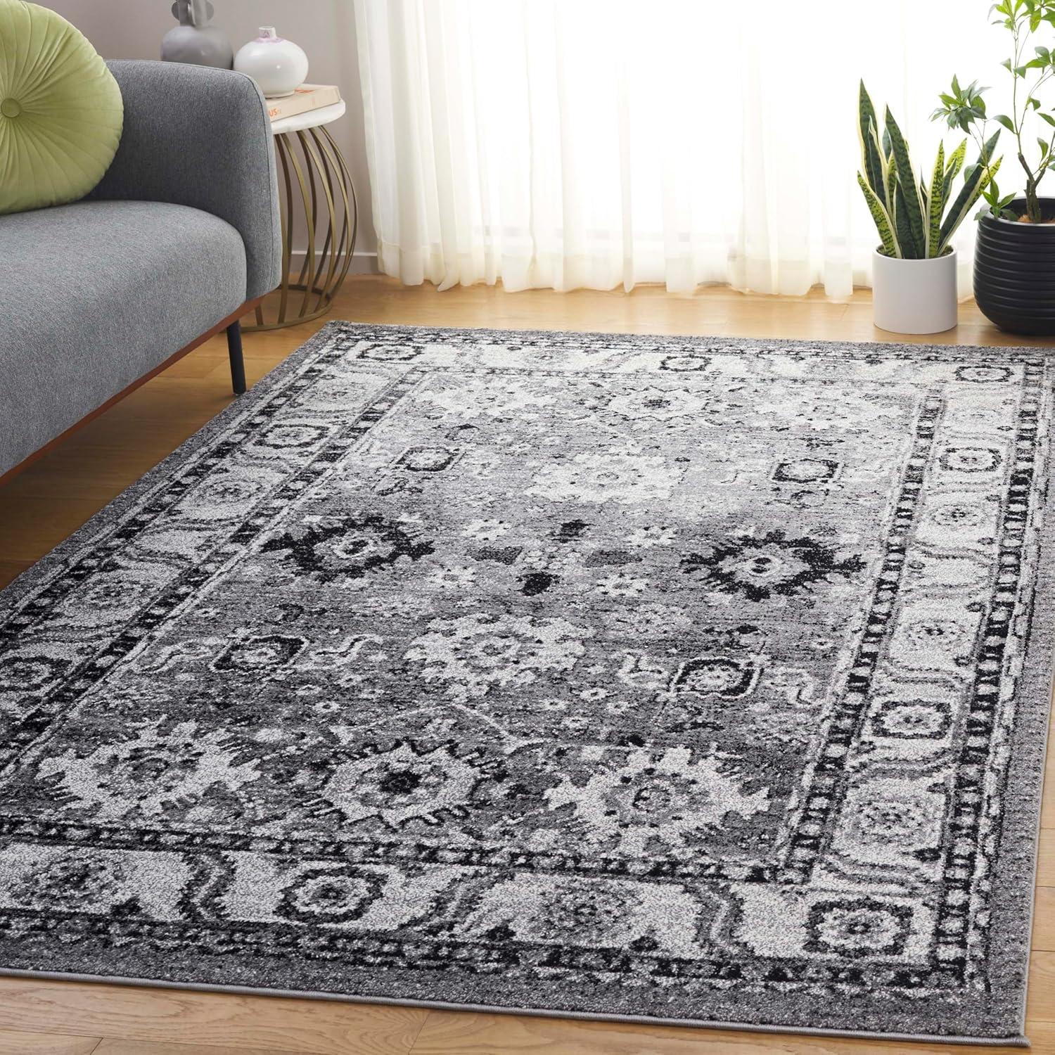 Vintage Hamadan VTH214 Power Loomed Area Rug  - Safavieh