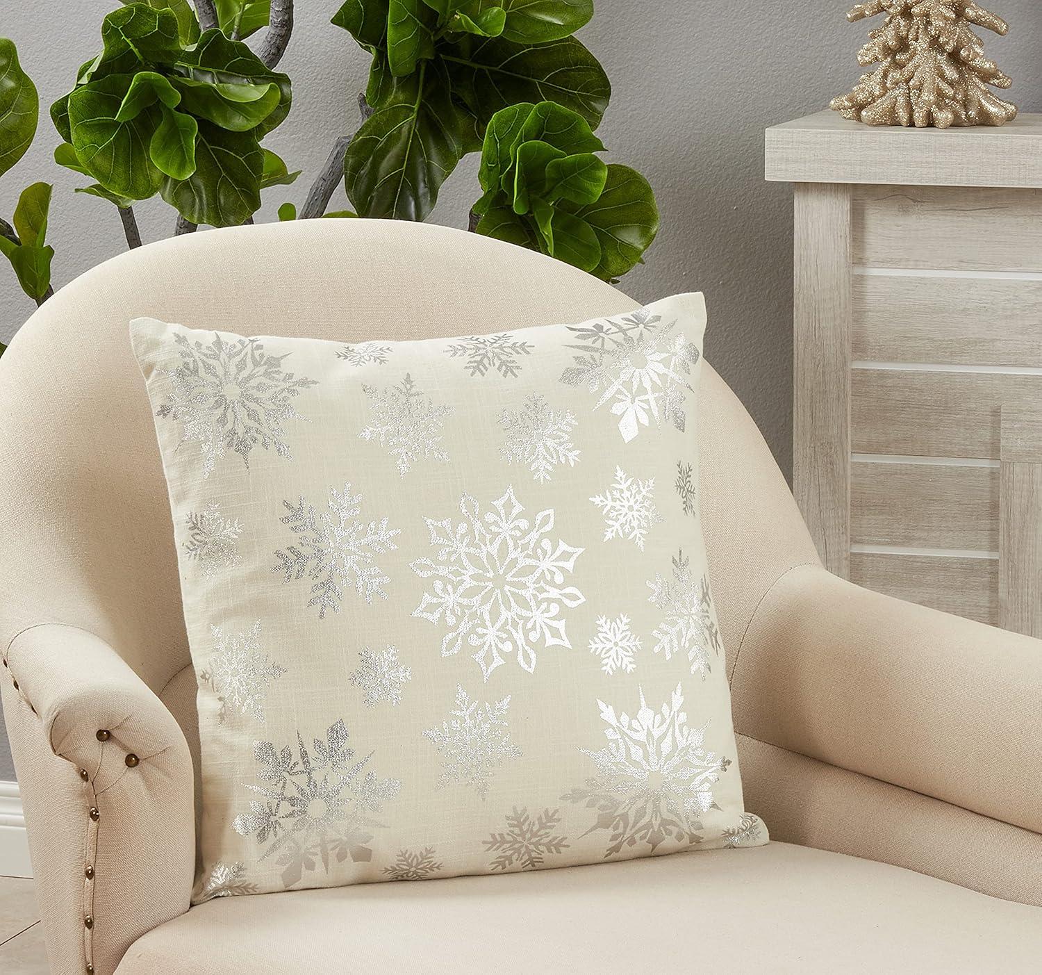 Saro Lifestyle Foil Print Snowflake  Decorative Pillow Cover, Silver, 20" x 20"