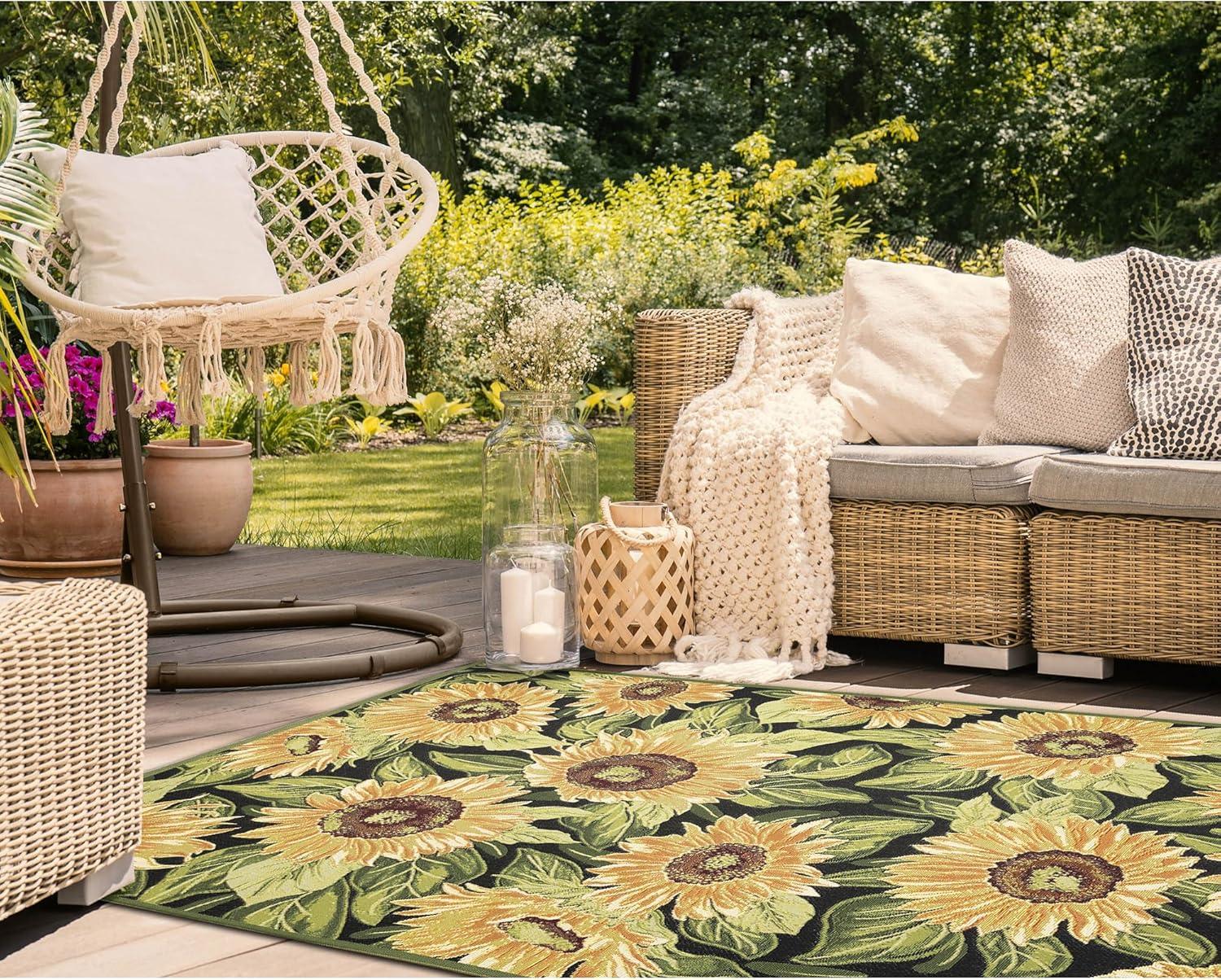 Liora Manne Marina Sunflowers Indoor/Outdoor Rug Black 3'3" x 4'11"