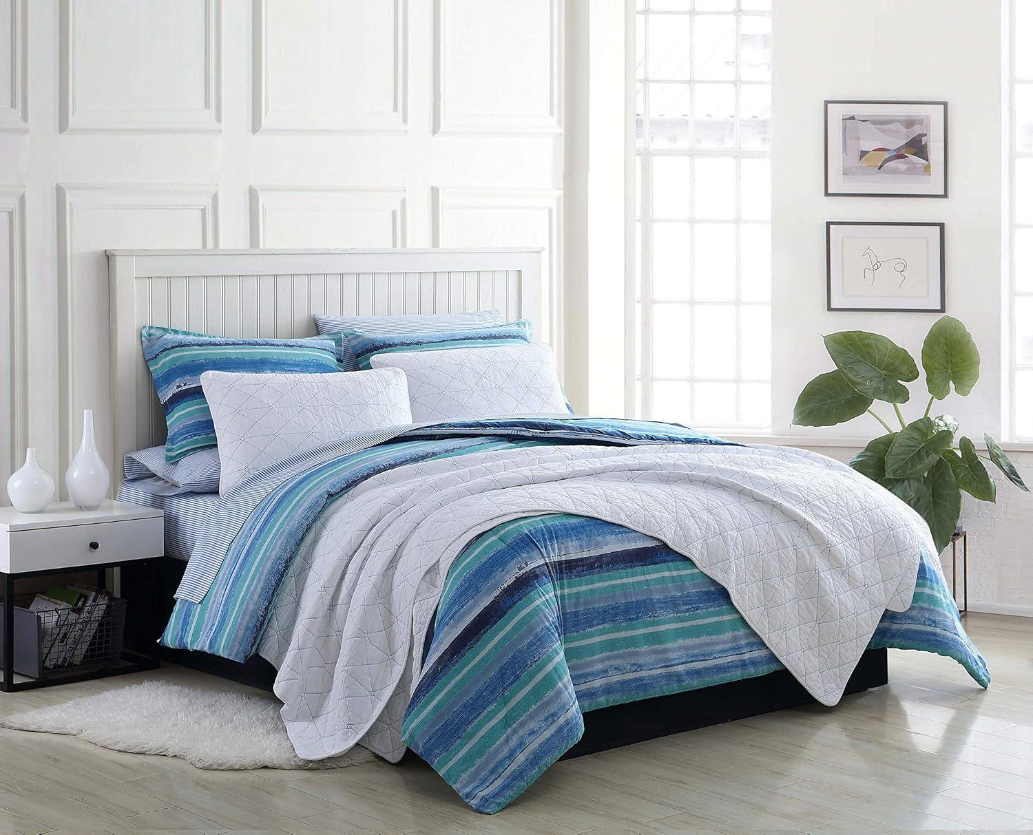 Aqua Alex Comforter Set - Poppy & Fritz®