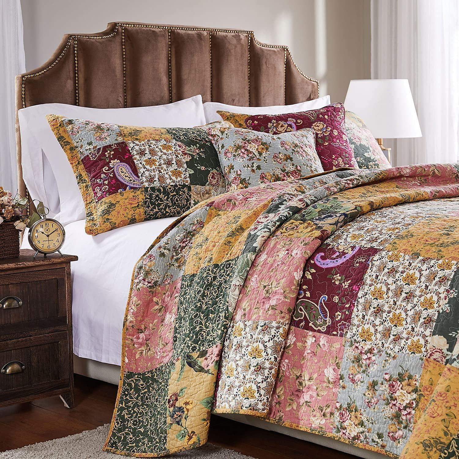 Greenland Home Fashions Antique Chic Quilt Set