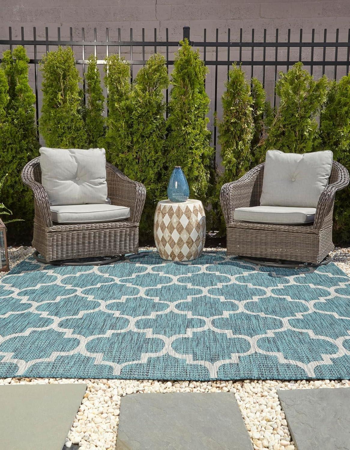 Unique Loom Outdoor Trellis Geometric Woven Area Rug