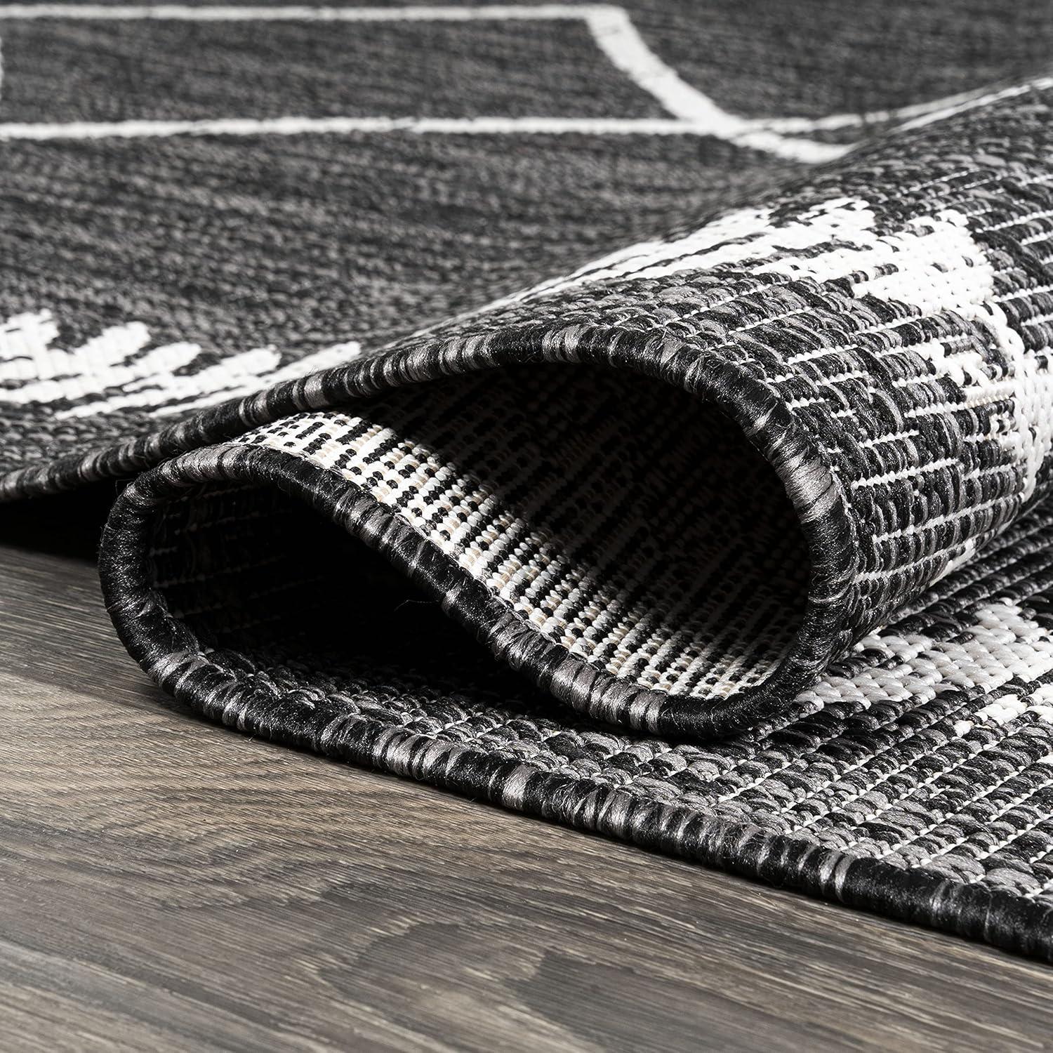 2'x10' Derya  Diamond Trellis Indoor/Outdoor Runner Rug, Black/Ivory - JONATHAN Y