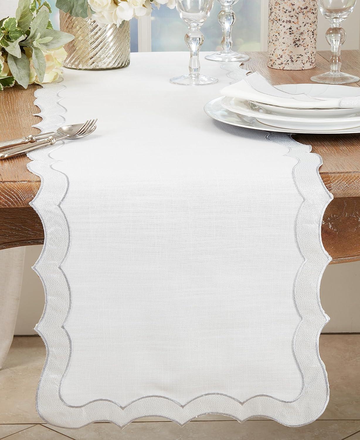 Saro Lifestyle Elegant Scallop Edge Table Runner