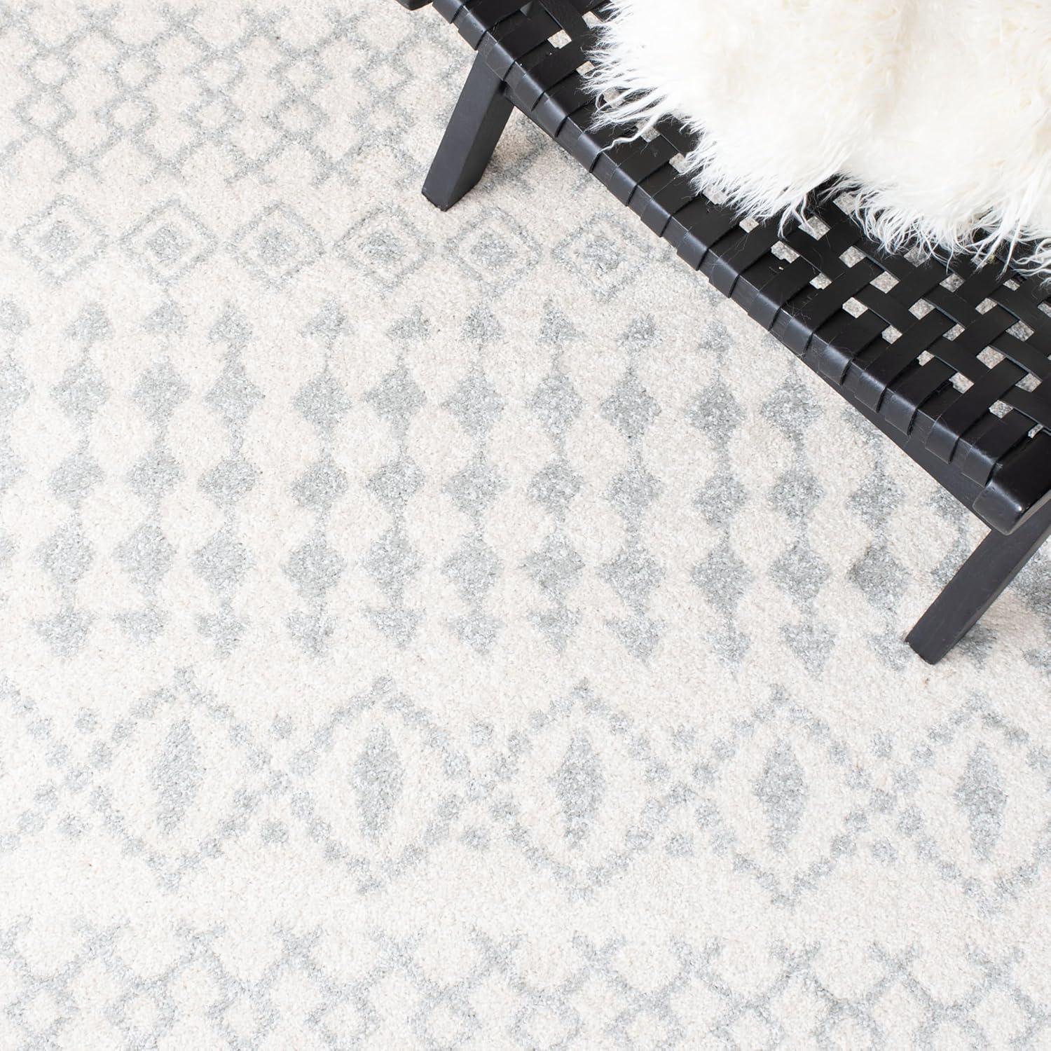 Tulum TUL240 Power Loomed Indoor Area Rug - Ivory/Light Grey - 5'3"x7'6" - Safavieh