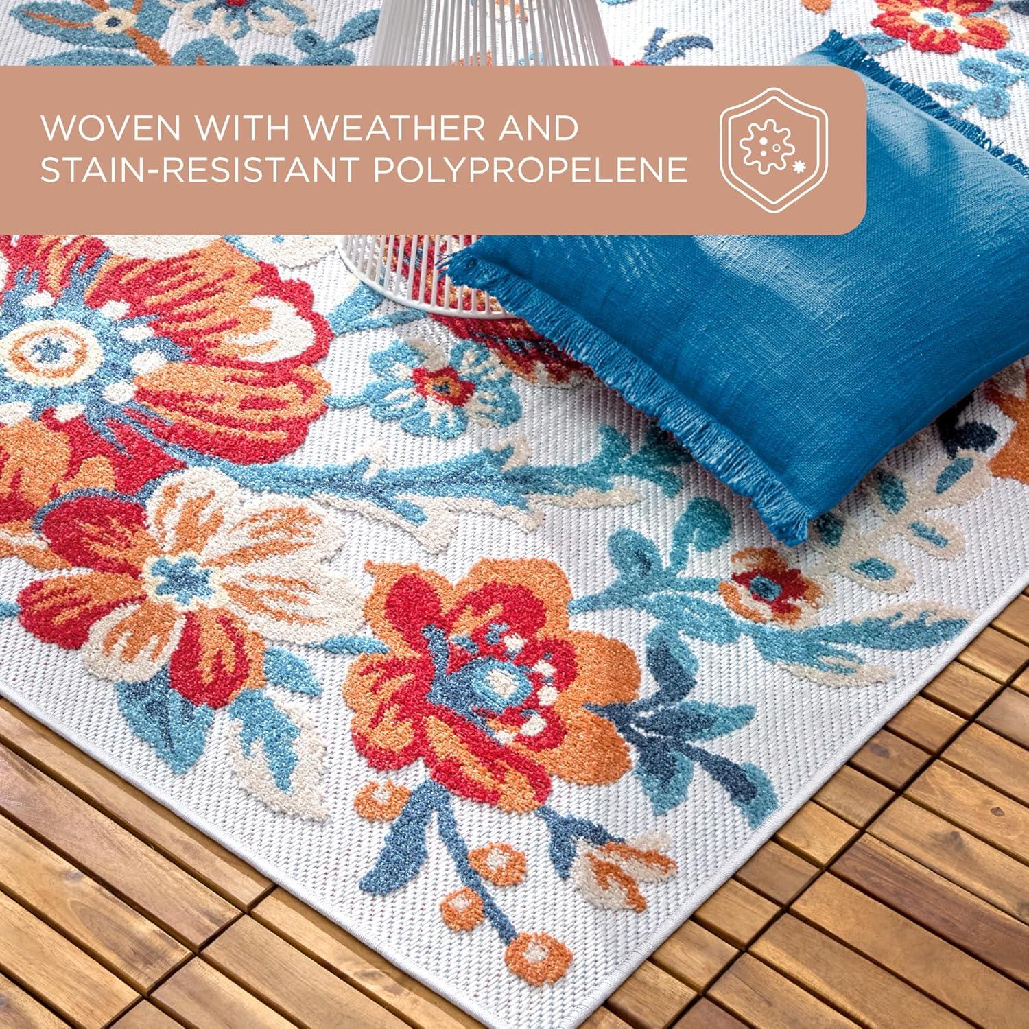 TOWN & COUNTRY EVERYDAY Hibiscus Bloom Modern Floral Indoor Outdoor Area Rug, UV Fade Resistant, High-Low Pile, Ivory/Red/Blue, 7'10"x10'2"