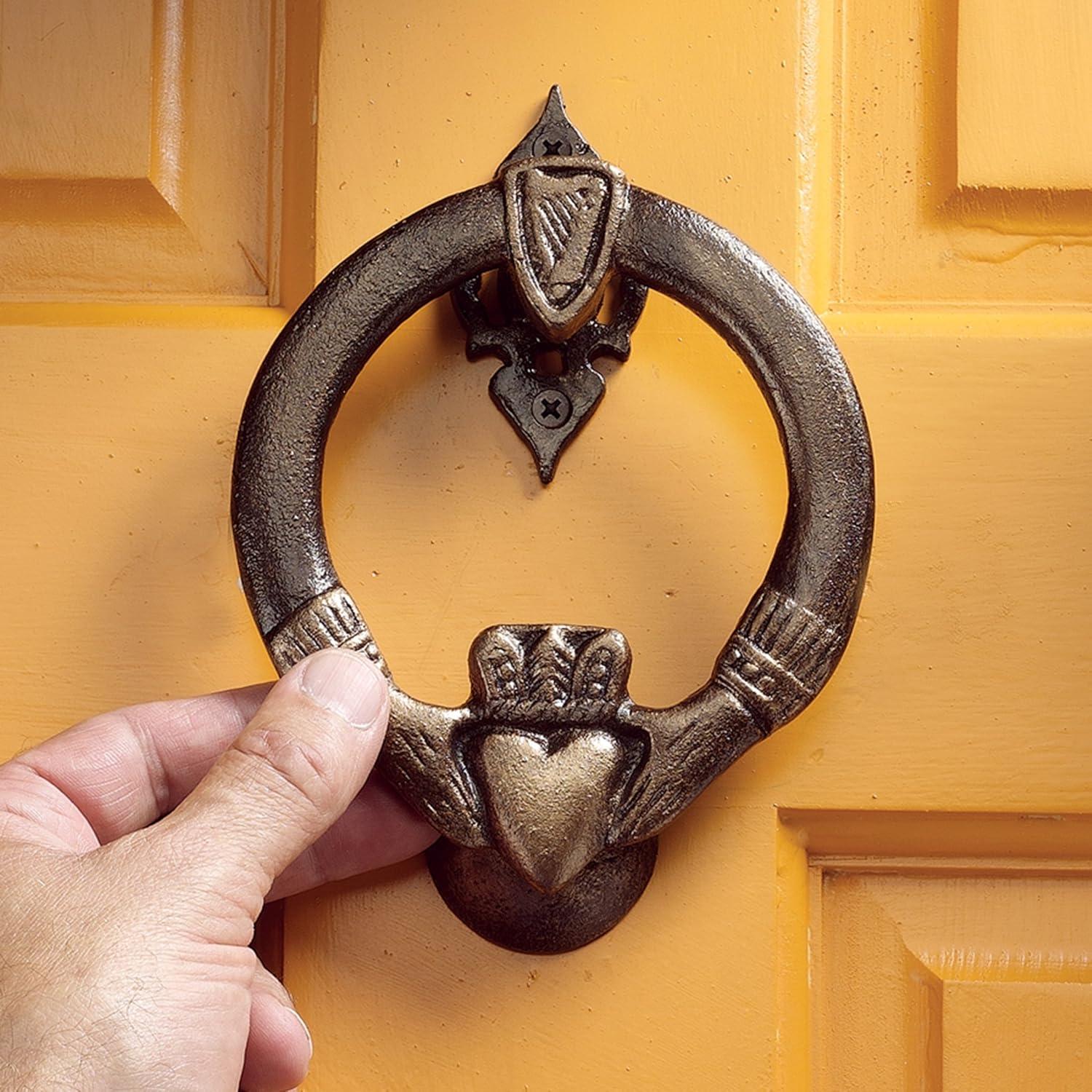 Design Toscano Claddagh Authentic Foundry Iron Door Knocker