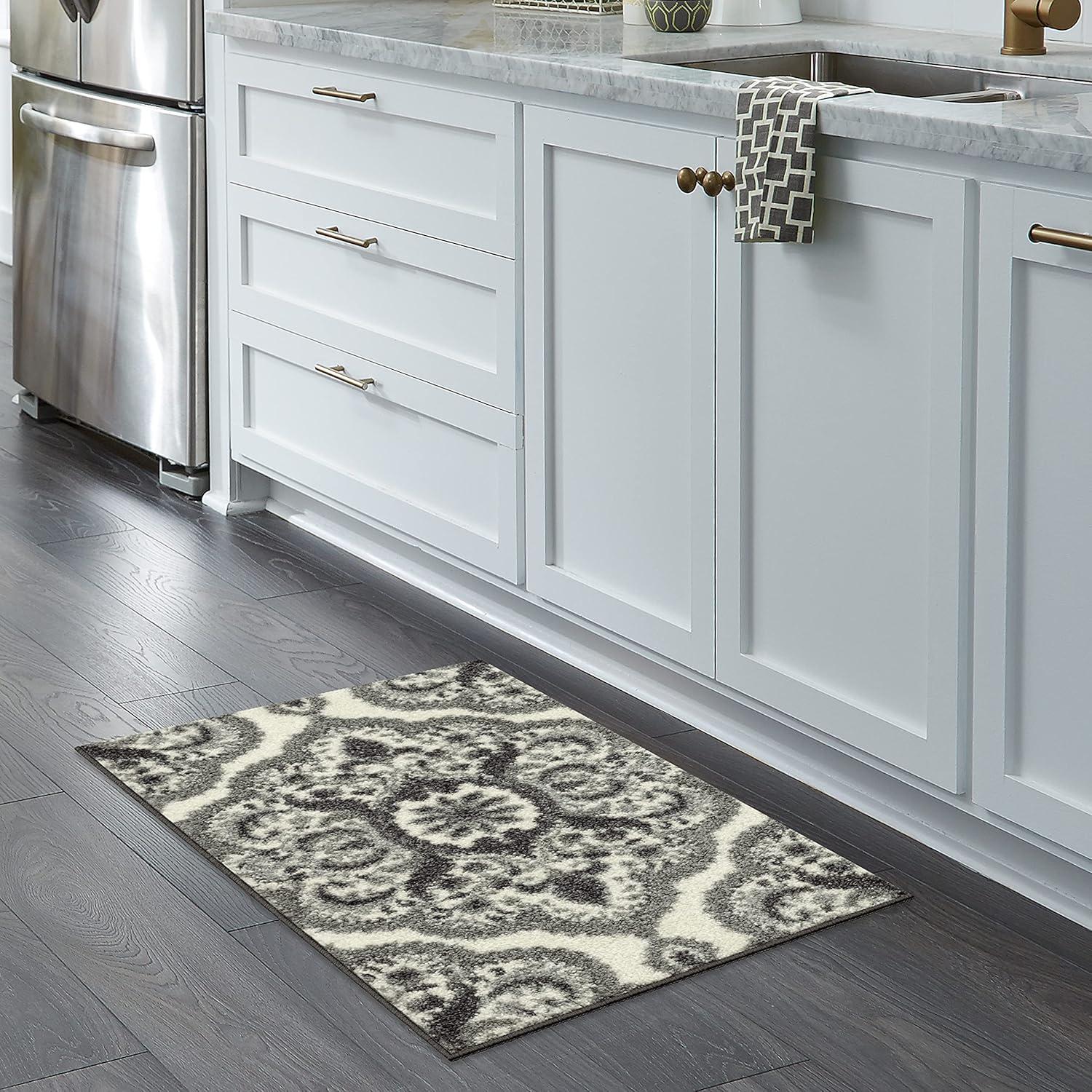 Maples Rugs Vivian Traditional Washable Entryway Accent Rug for Indoor, 1'8" x 2'10", Gray