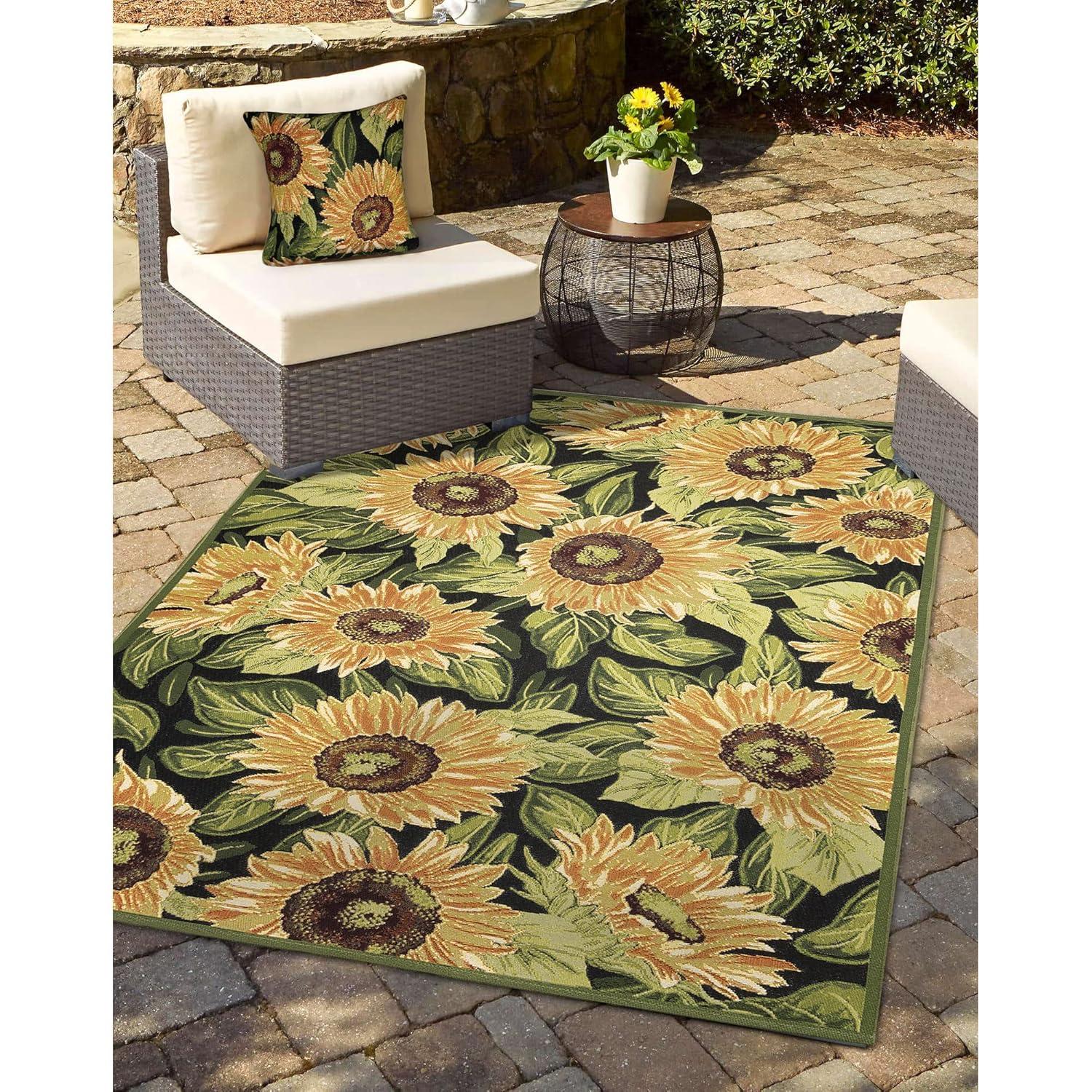 Liora Manne Floral Indoor/Outdoor Throw Pillow
