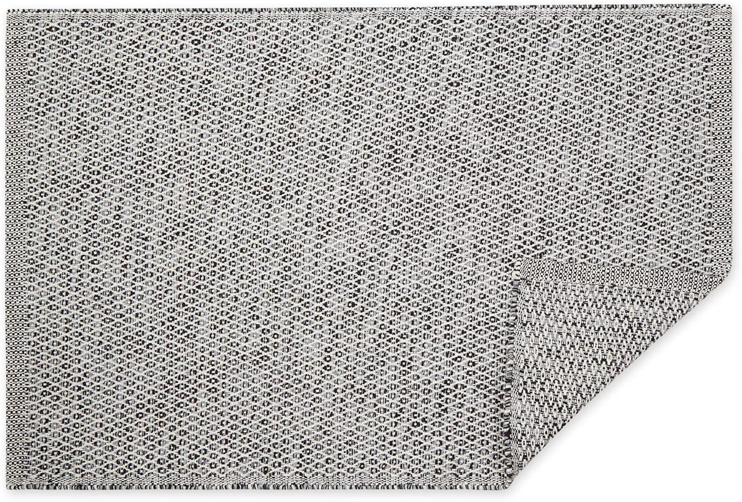 Black Diamond Handwoven Recycled Yarn Rug 2x3 Ft