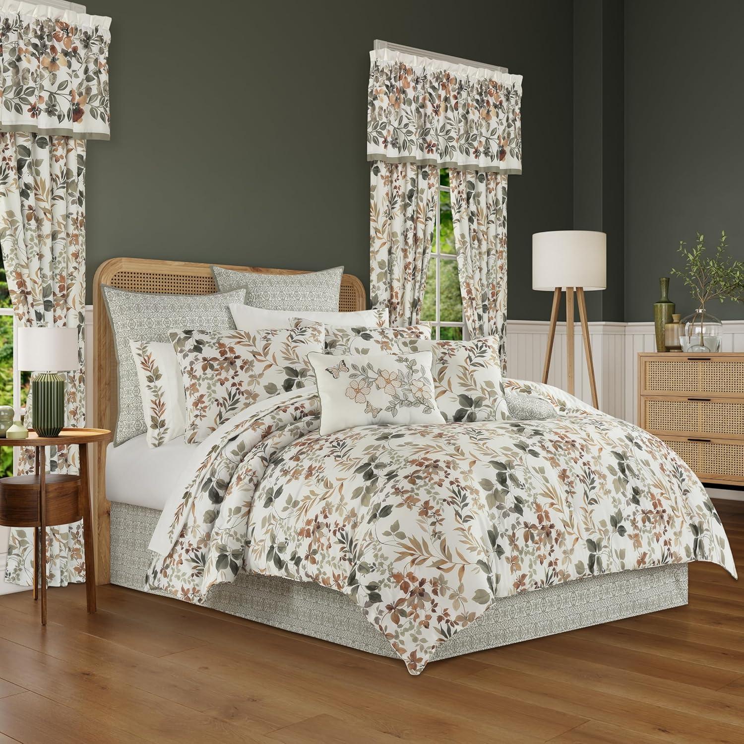 Royal Court Evergreen Comforter Set