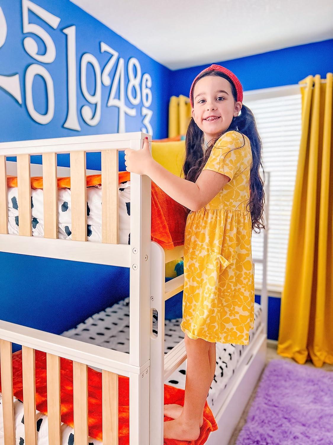 Max & Lily Scandinavian Twin over Twin Bunk Bed