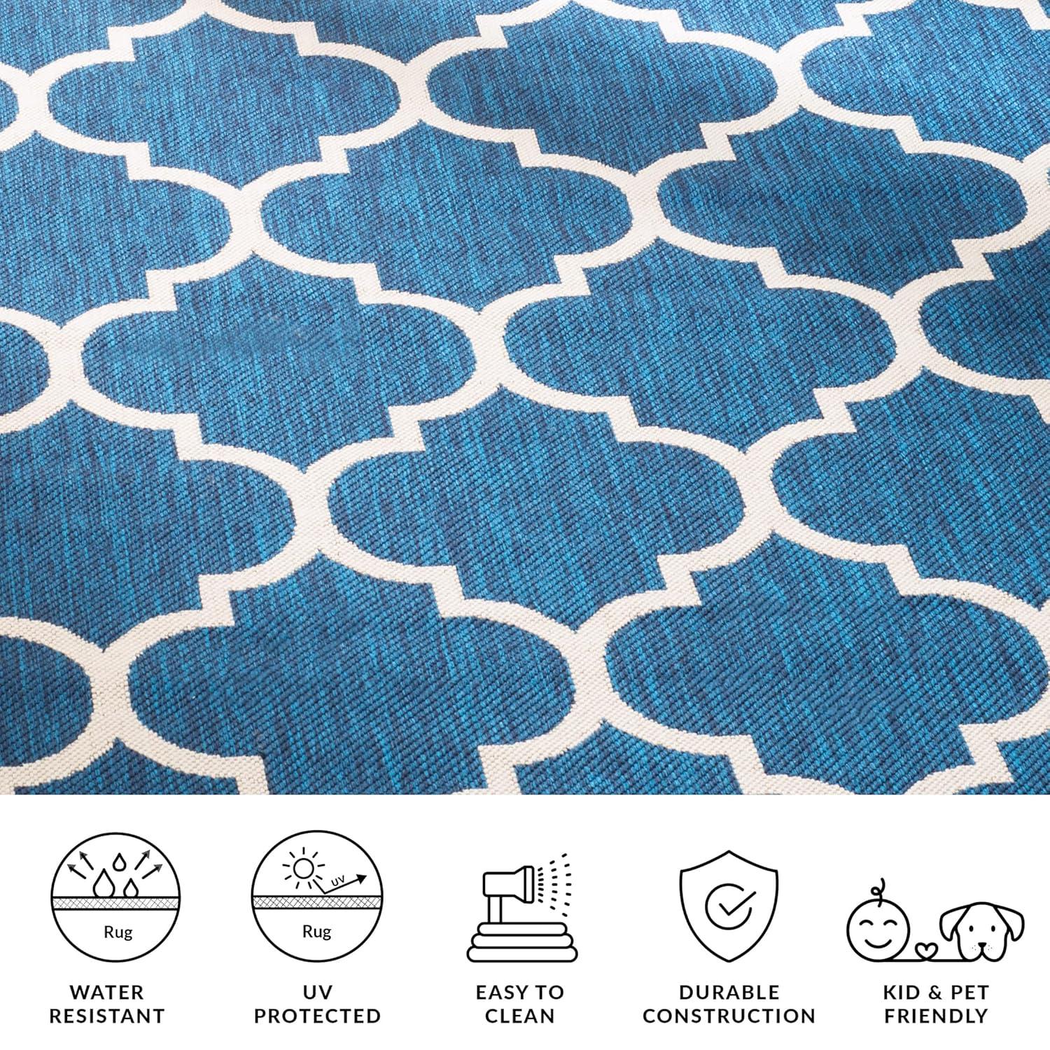 Safavieh Courtyard Performance Geometric Rug