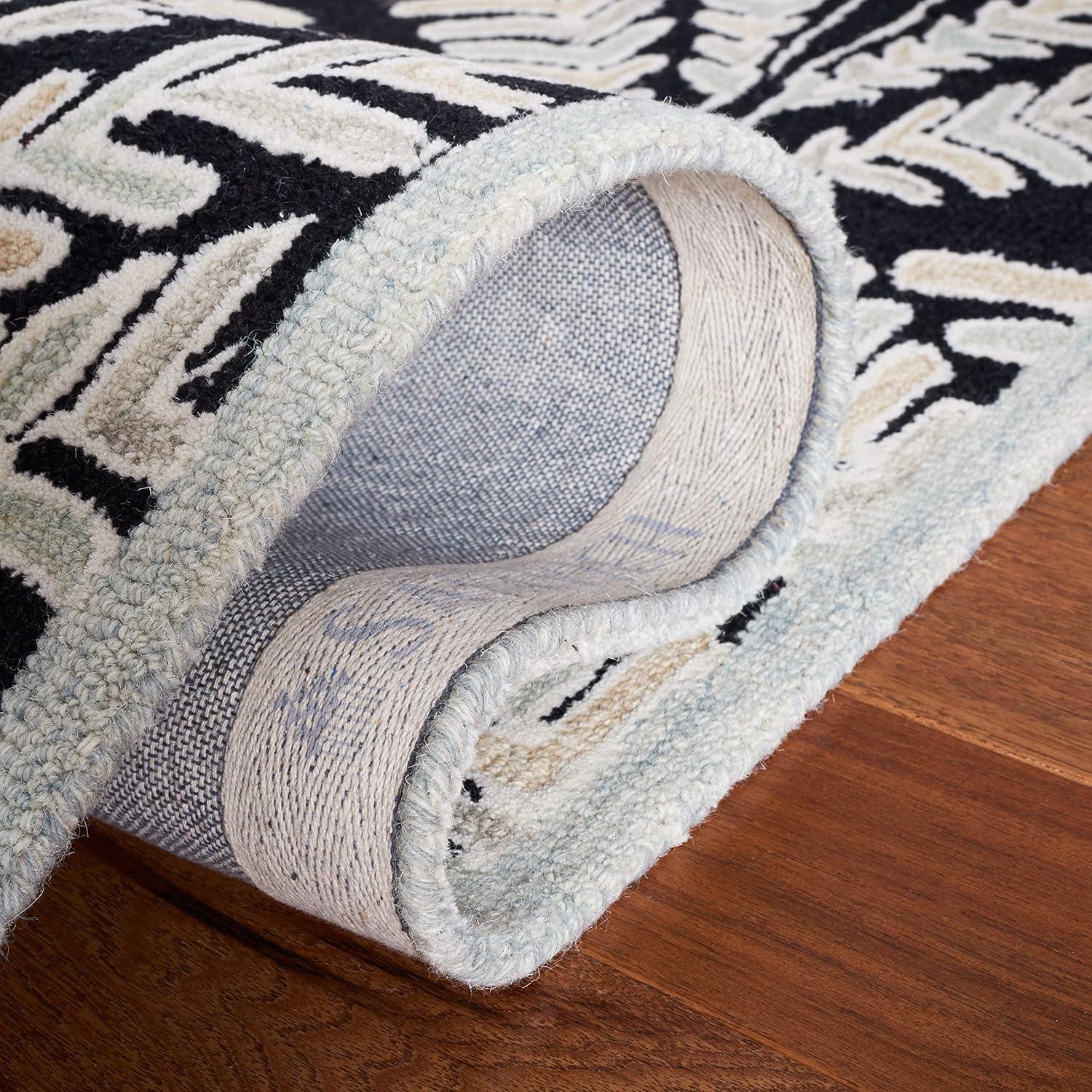 Capri CPR208 Tufted Indoor Area Rug - Black/Ivory - 6'x9' - Safavieh
