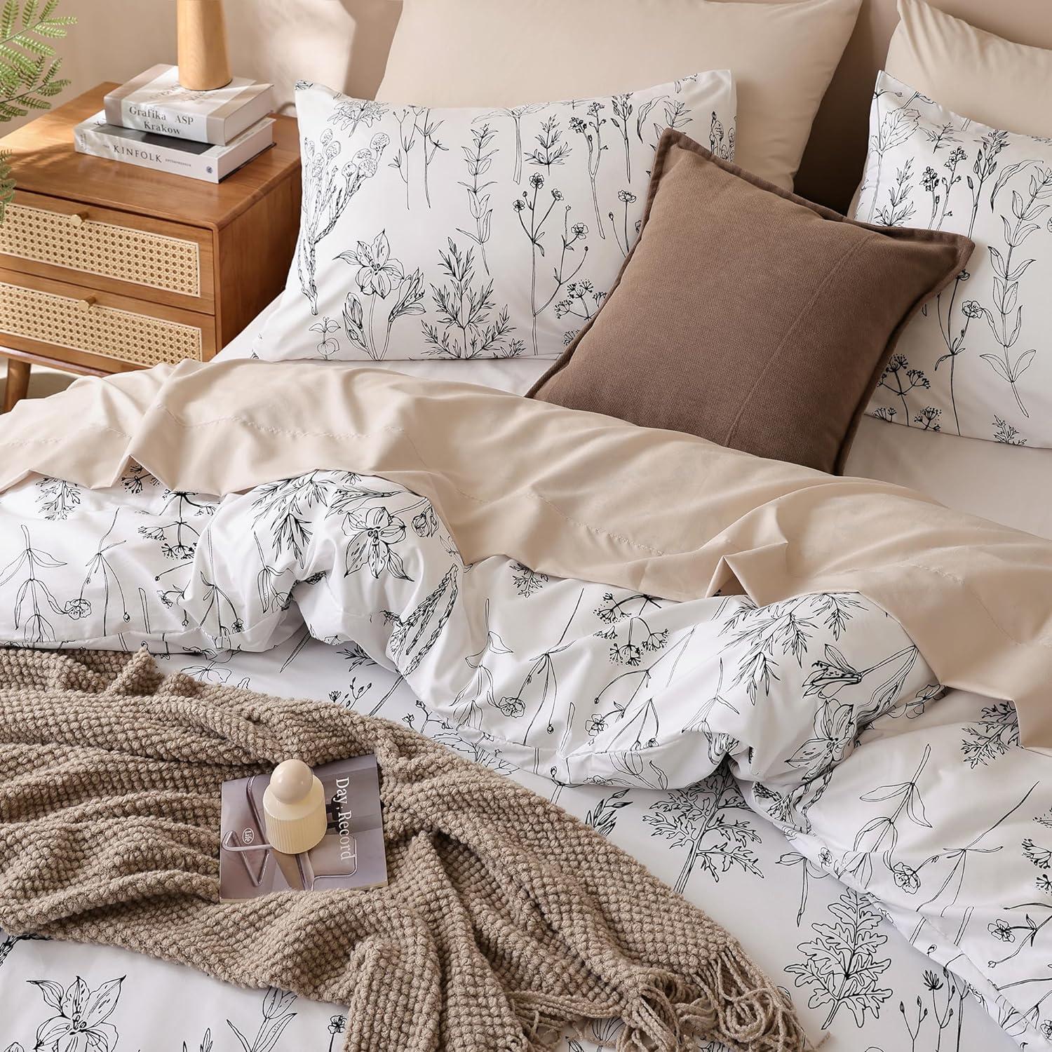 Queen Comforter Set - Floral Comforters Queen Size, White Comforter, 3 Pieces, 1 Comforter (90"x90") & 2 Pillow Cases (20"x26"), White