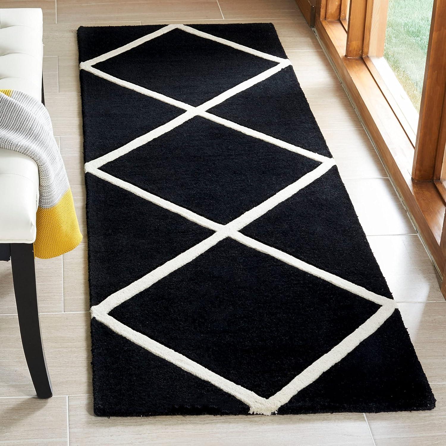 Elegant Off-White Hand-Tufted Wool Runner Rug, 2'3" x 7'