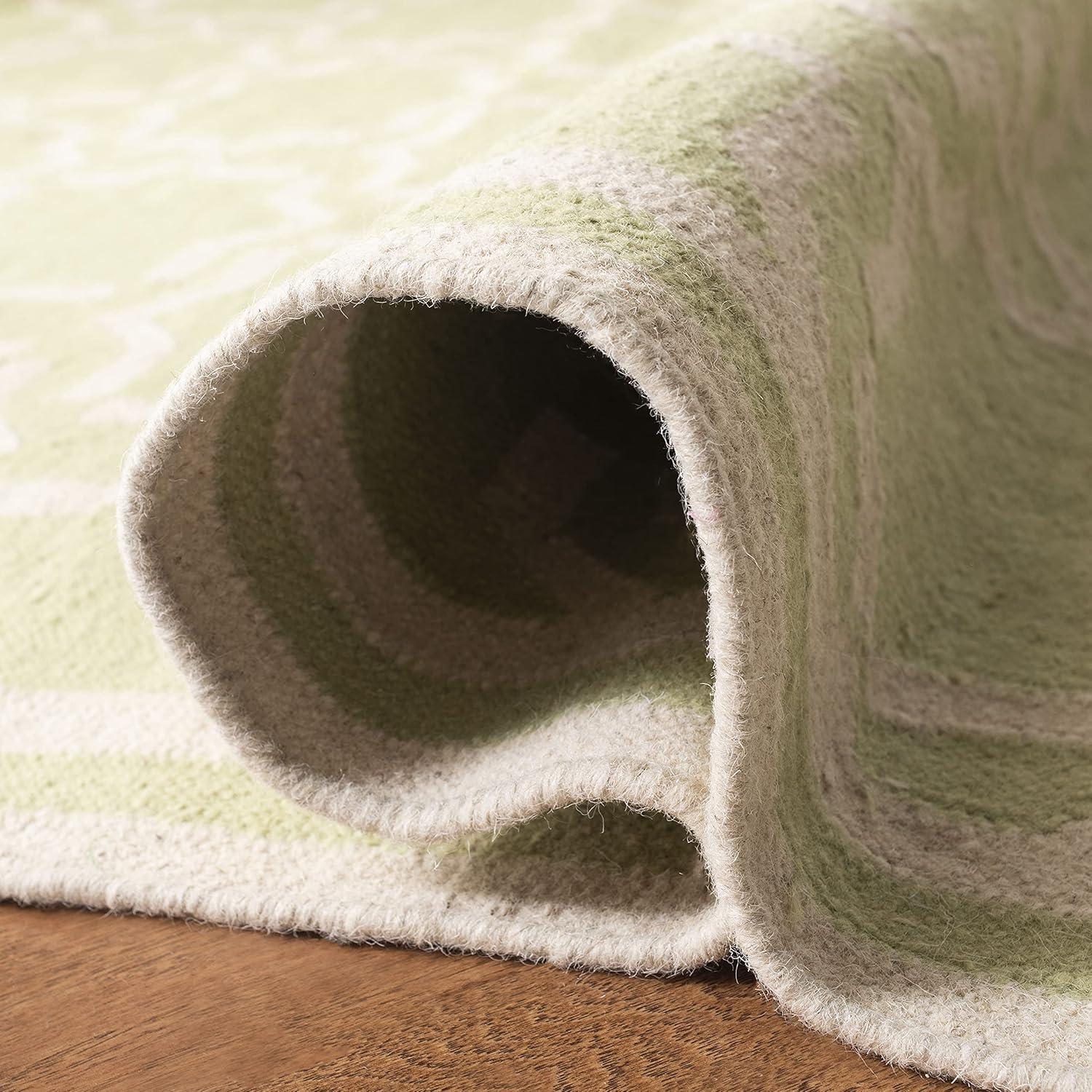 SAFAVIEH Dhurries Myles Geometric Area Rug, Light Green/Ivory, 6' x 6' Square