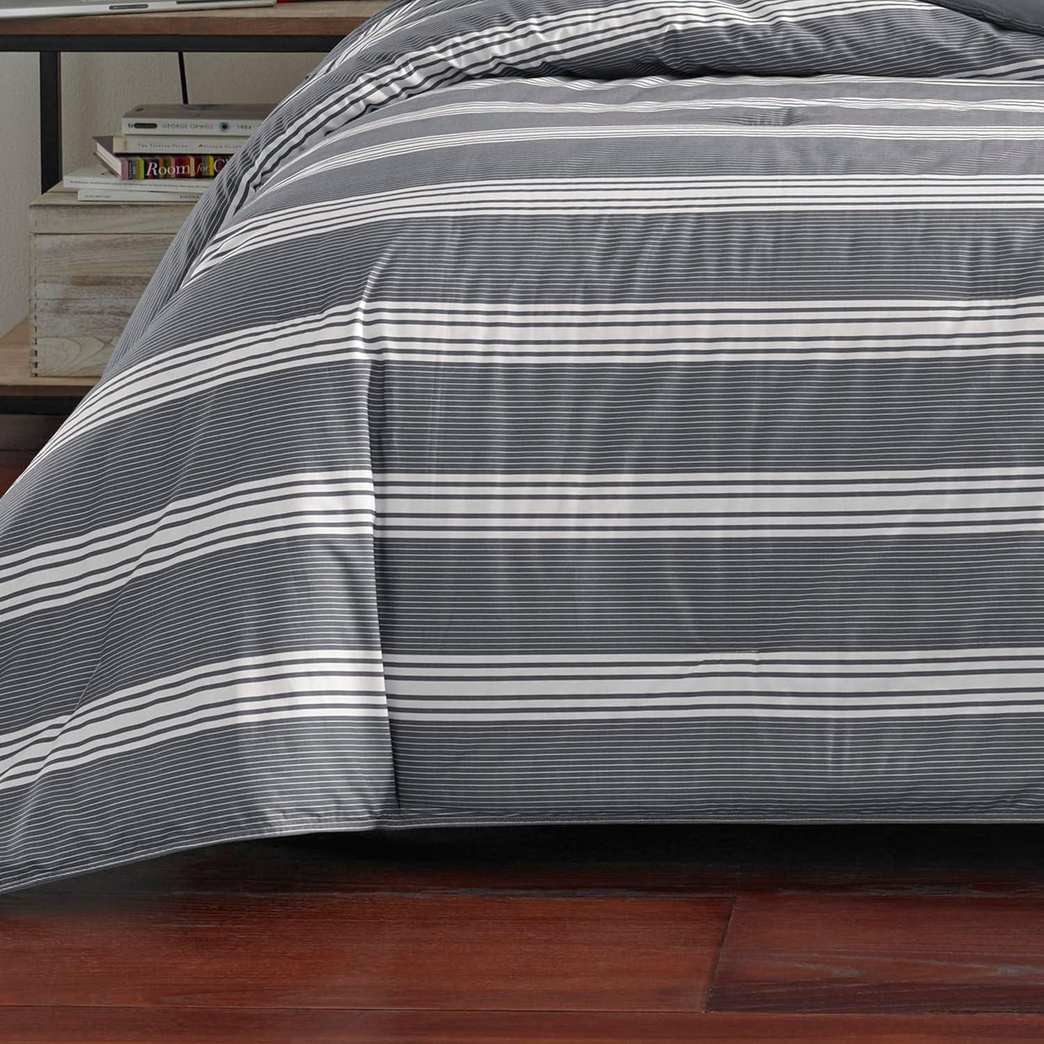 Full Smoke Cotton Reversible Comforter Set with Shams