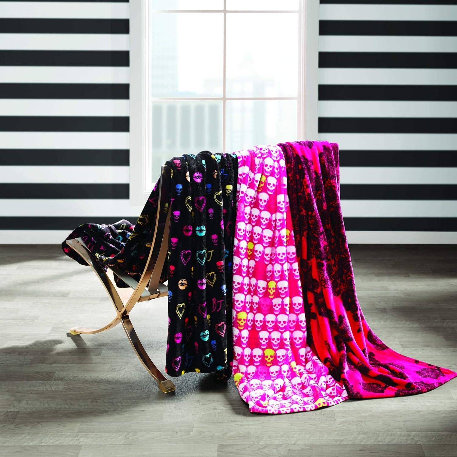 Betsey Johnson Printed Ultra Soft Plush Fleece Blankets & Reviews | Wayfair