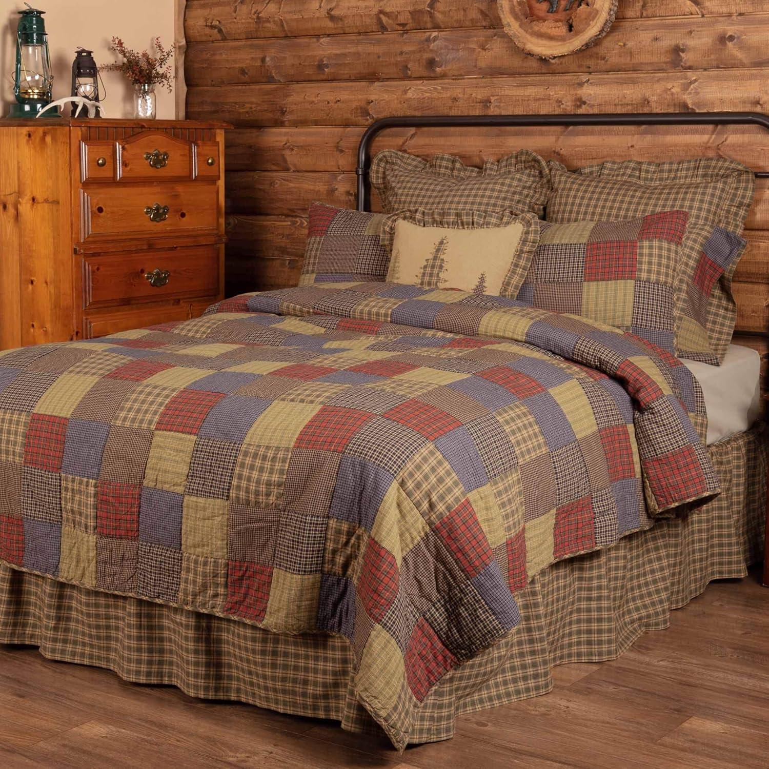 Cedar Ridge Rustic Cotton Patchwork Quilt