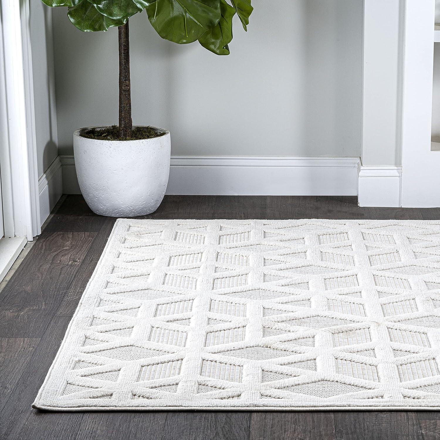 Moorish Elegance Ivory Geometric 3x5 Synthetic Area Rug