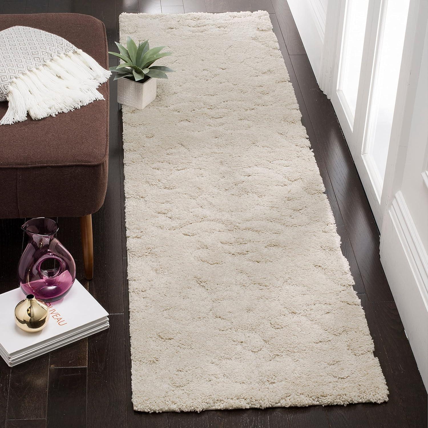 Florida Shag SG470 Power Loomed Indoor Accent Rug - Cream/Beige - 4'x4' Square - Safavieh