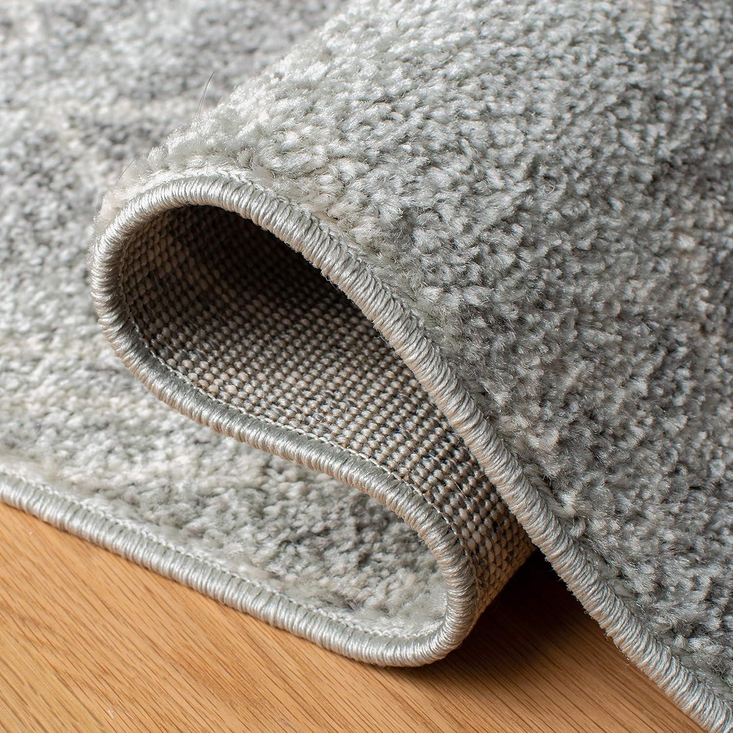 Madison 700 MAD798 Power Loomed Indoor Area Rug - Silver/Ivory - 9'x12' - Safavieh