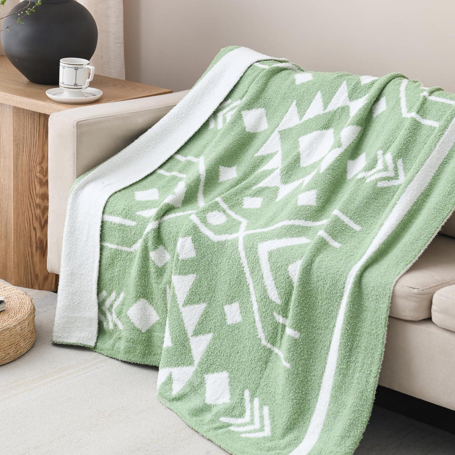 Green and White Feather Knit Jacquard Throw Blanket, 50x60 inches