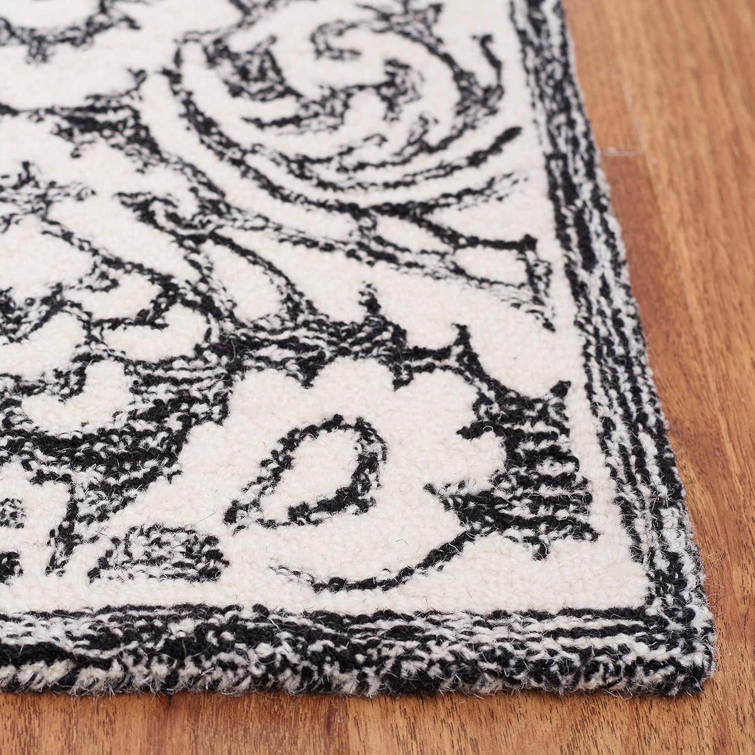 Tansy Handmade Wool Ivory/Gray Rug