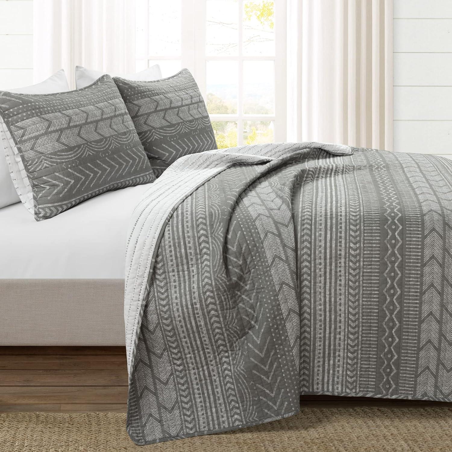 Lush Decor Hygge Geo Reversible Contemporary 3-Piece Quilt Set