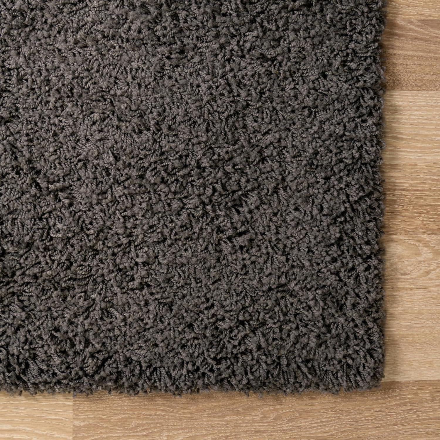 Unique Loom 4' 1 x 6' 1 Solid Shag Graphite Gray Area Rug