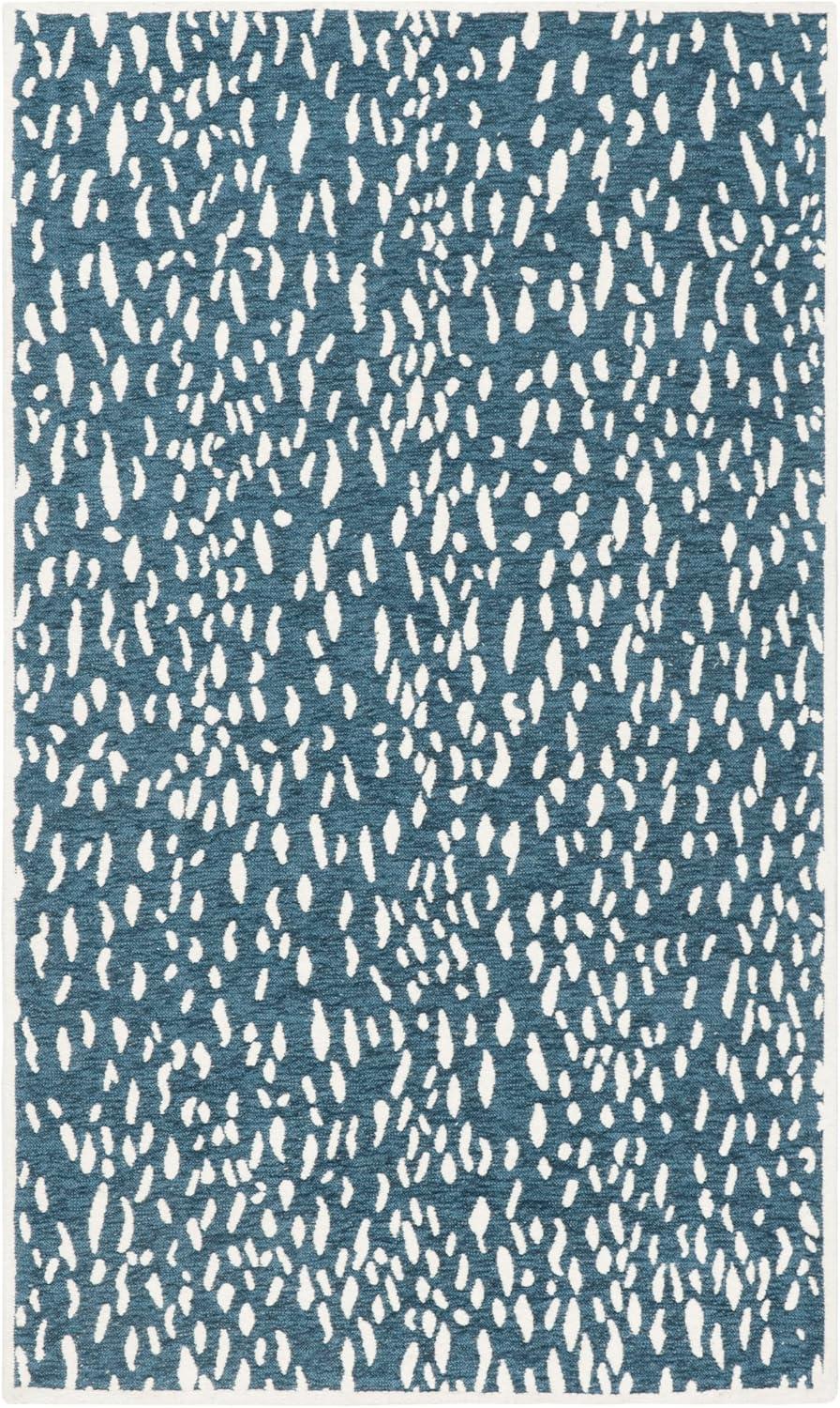 Marbella MRB657 Hand Loomed Accent Rug - Blue/Ivory - 2'3"x4' - Safavieh.