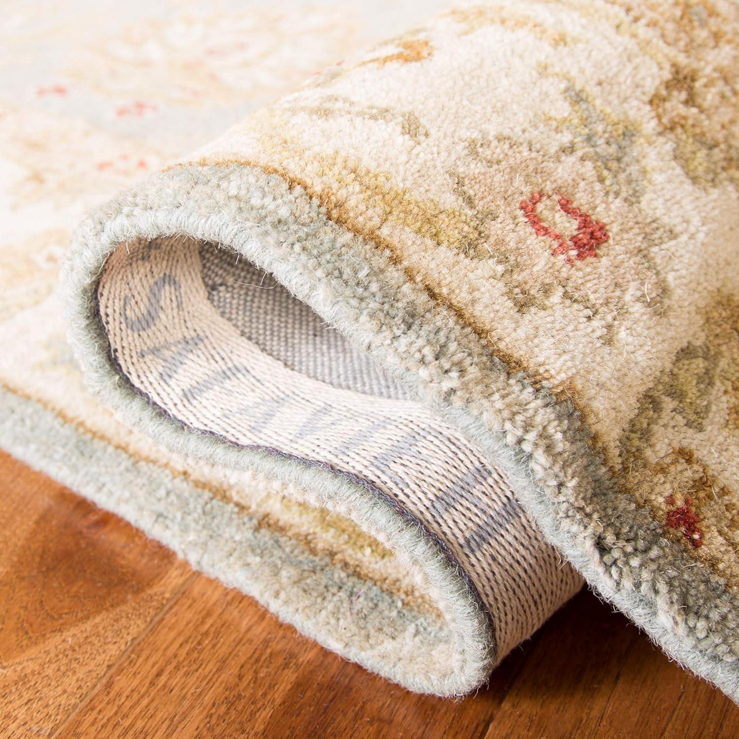 Safavieh Helena Hand Tufted Wool Oriental Rug